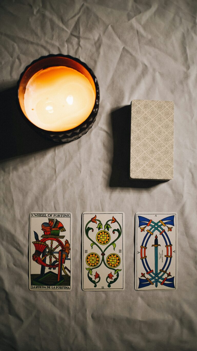 Introducción al mundo de los oráculos Lenormand